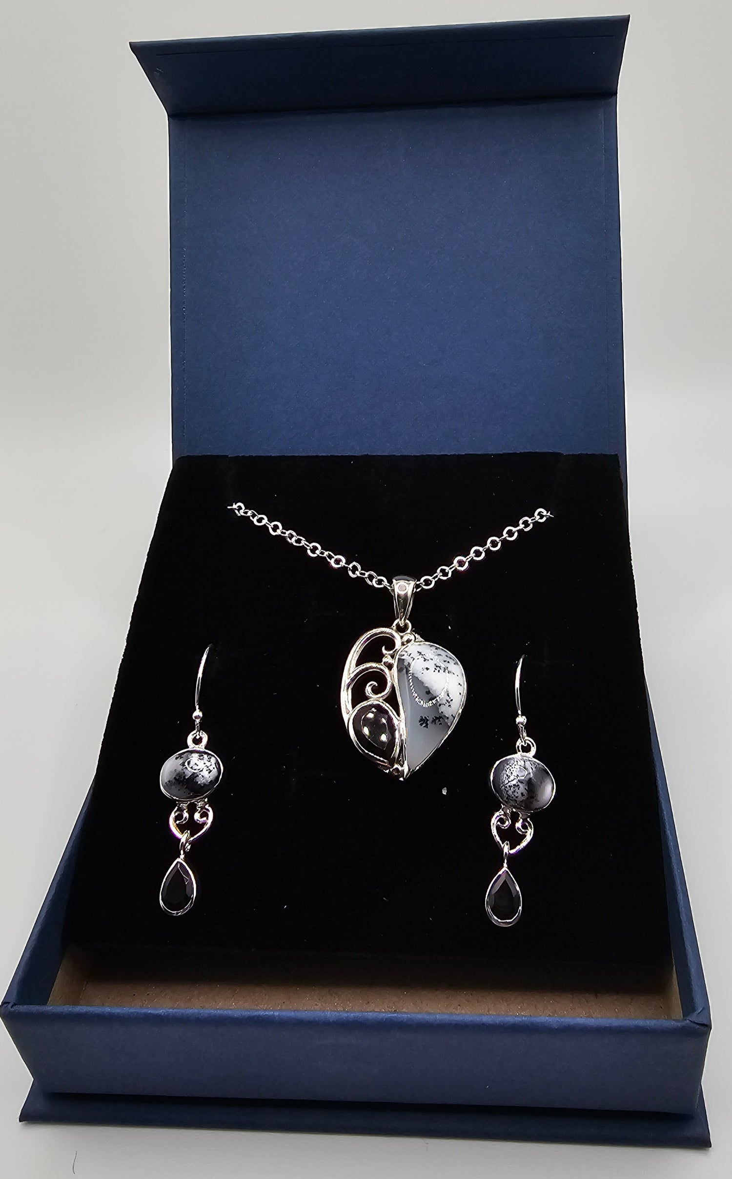 India Gems Gray and Black Amethyst Earrings with Matching Pendant with Chain