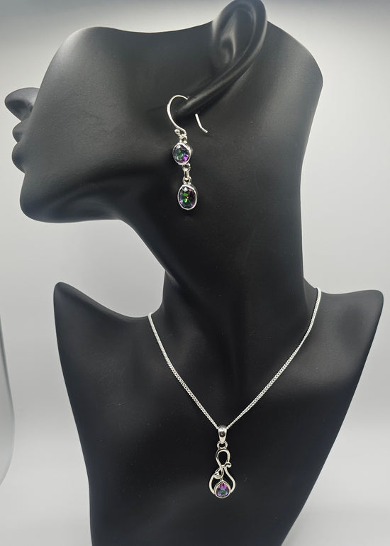 India Gems Fire Opal Earrings and Matching Pedant with Chain